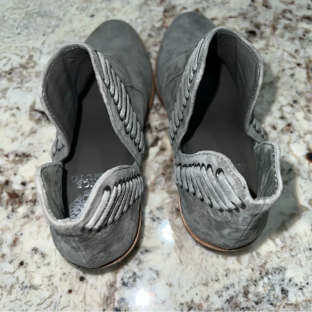 Vince Camuto Gray Stone Suede Pevista Slit Lace Ankle Heeled Bootie Size 5.5